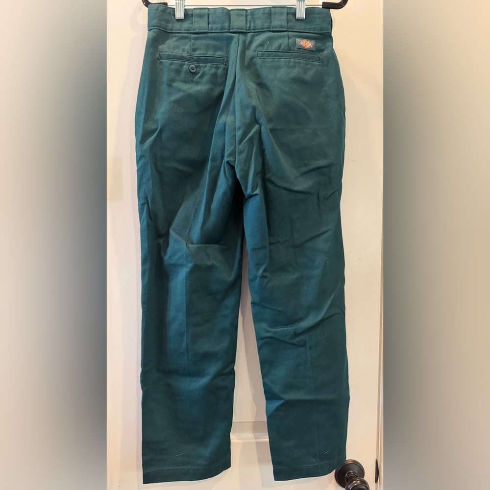 Urban Outfitters Dickies Size 2 Green Pants NWOT. $20 - Picture 2 of 4